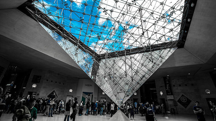 The History of Carrousel du Louvre